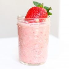 Dairy-Free Strawberry Banana Smoothie