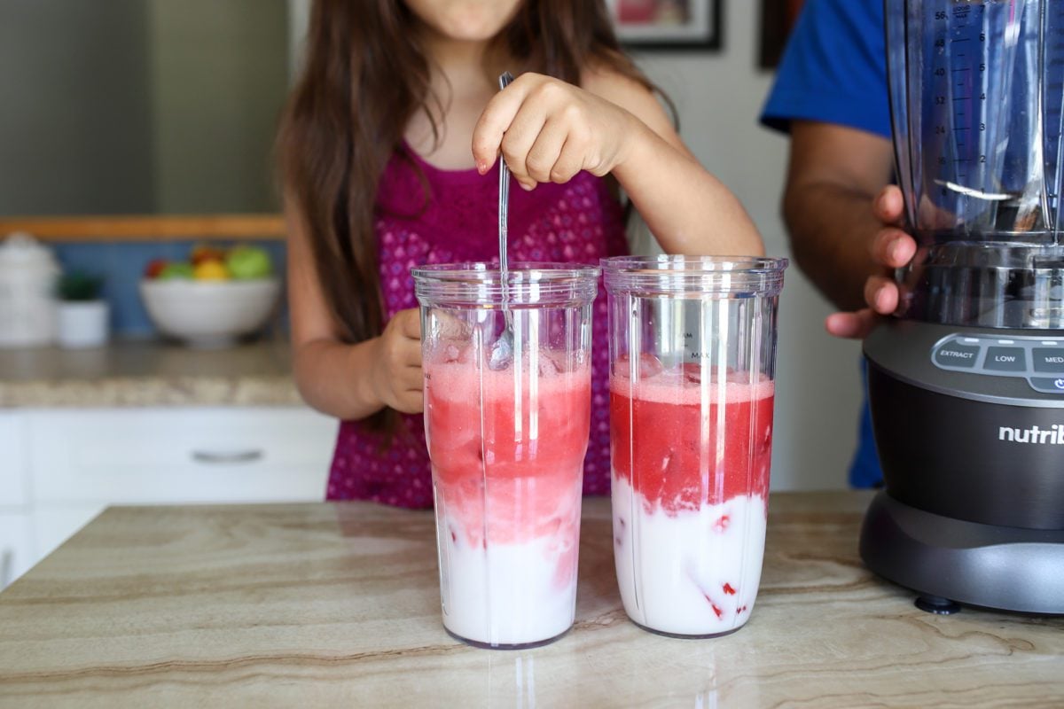 Starbucks Pink Drink Copycat {Only 3 Ingredients!} - Belly Full