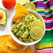 Easy Homemade Guacamole