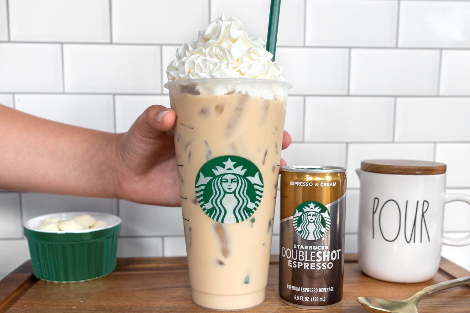 https://thesupermomlife.com/wp-content/uploads/2021/07/starbucksicedwhitechocolatemocha_5-scaled.jpg