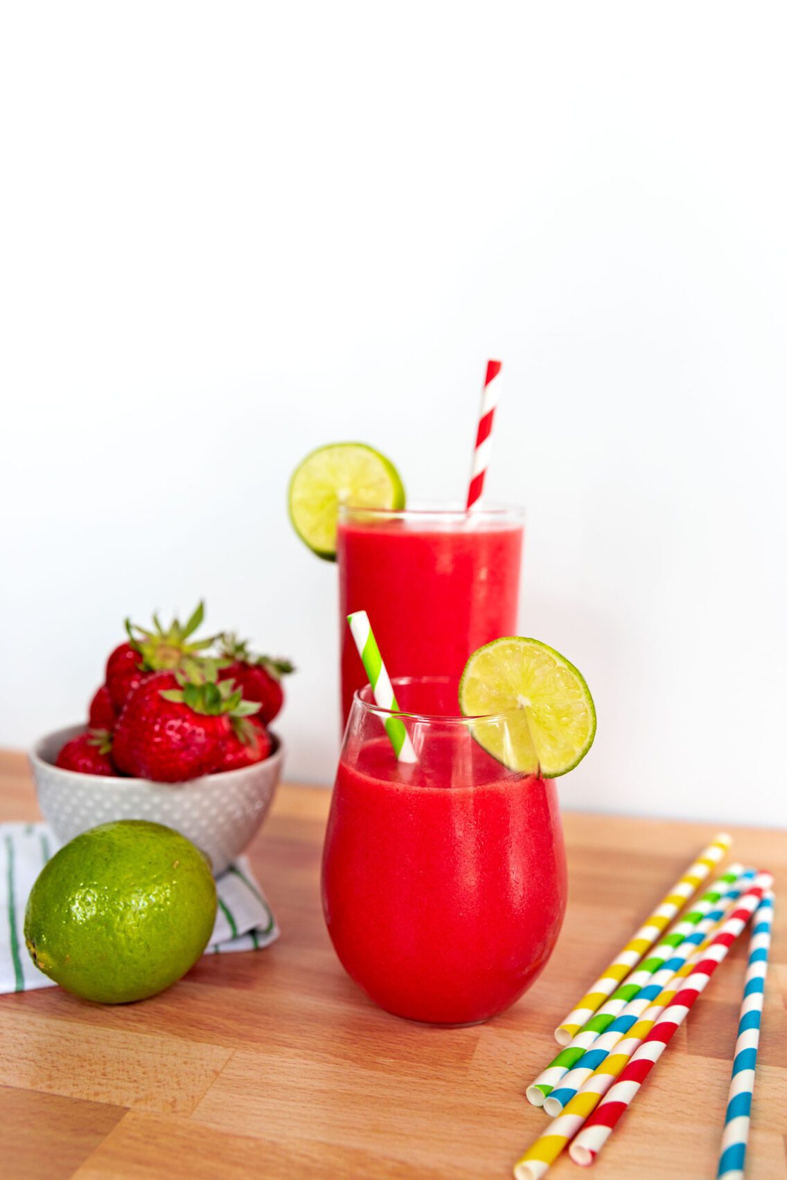 The Yummiest NonAlcoholic Strawberry Daiquiri Ever The Super Mom Life