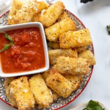 Air Fryer Mozzarella Sticks